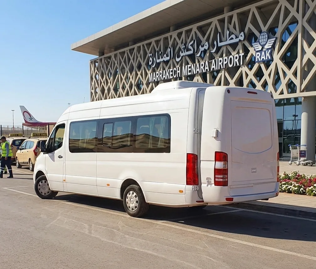 Minibus 14 à 18 places avec chauffeur